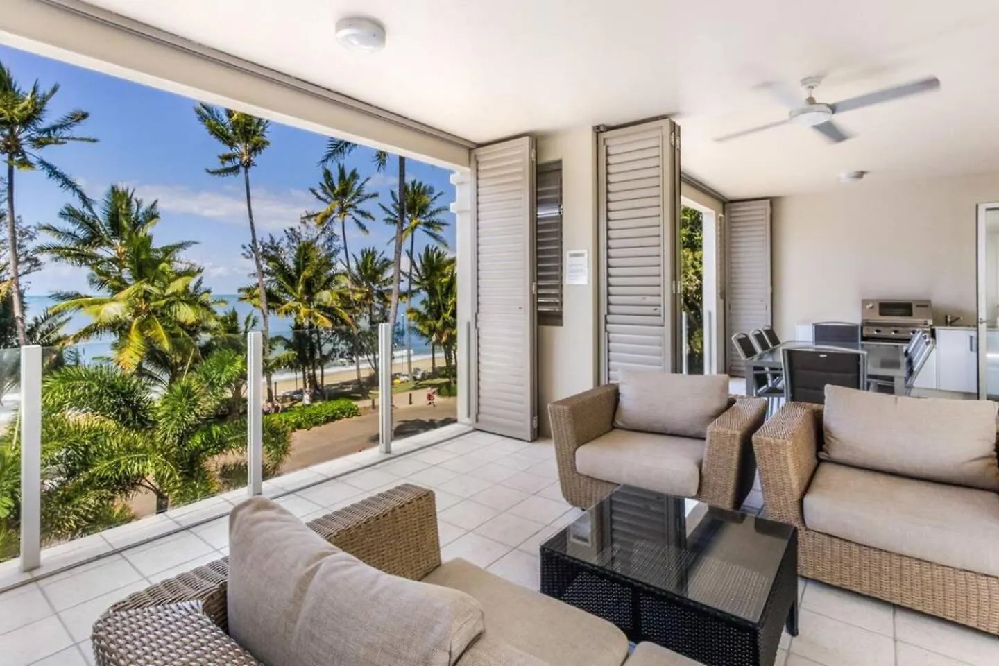 Turquesa Tides - Beachfront Resort Living Palm Cove